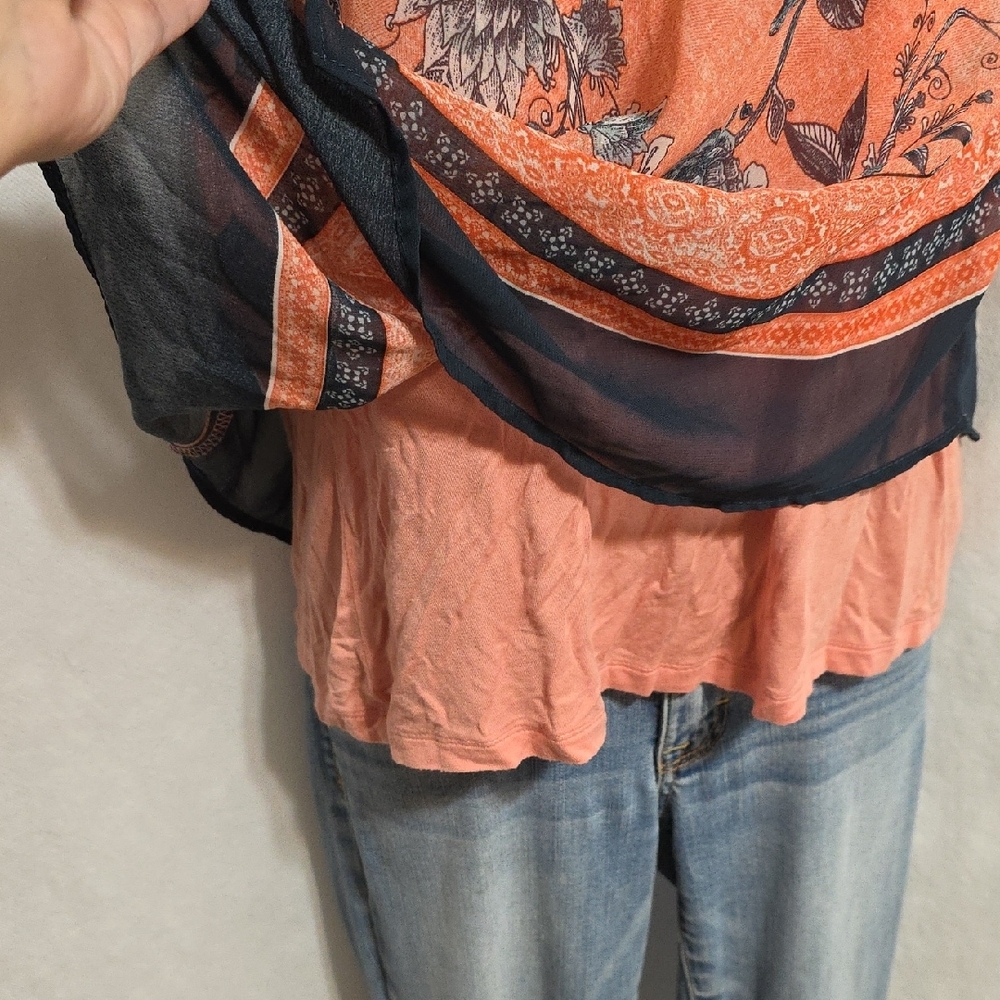Floral V-Neck Layered Tank Top - Coral and Navy - M - Picture 3 of 5